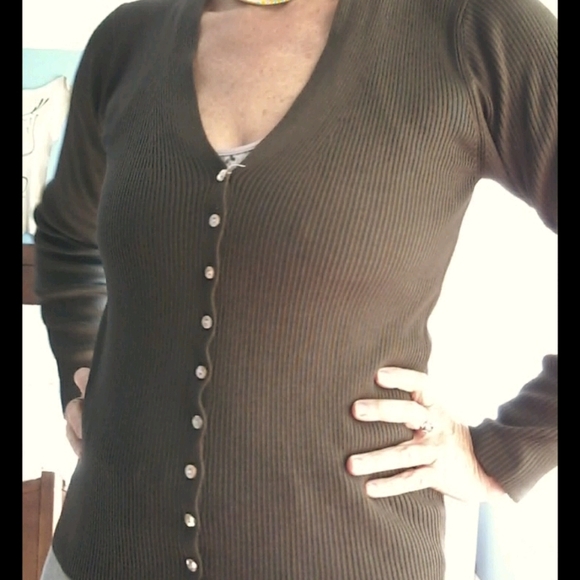 Cardigan - Picture 4 of 4